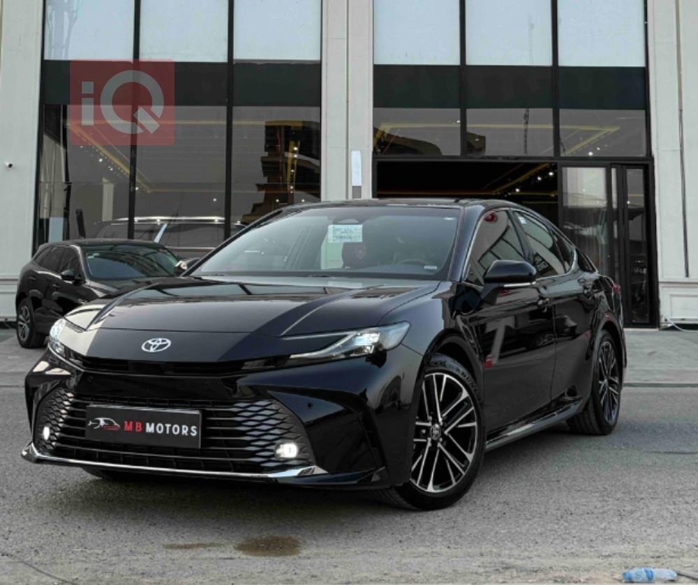 تۆیۆتا کامری